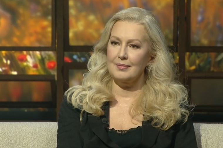 Duubel+ laulja Anneli Tõevere leidis armuõnne iraanlasega. „Ta pidi kõigepealt minema Türki, et taotleda viisat“