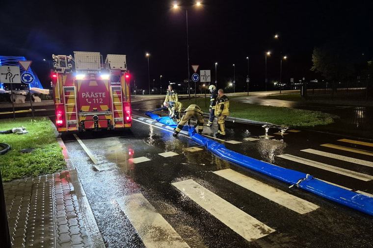 Pärnu tuli ajaloolise uputuse hullemast etapist läbi 55 tunniga
