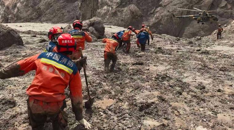 Nepal otsib ligi 3000 kadunut ja valmistub miljarditesse ulatuvateks kuludeks
