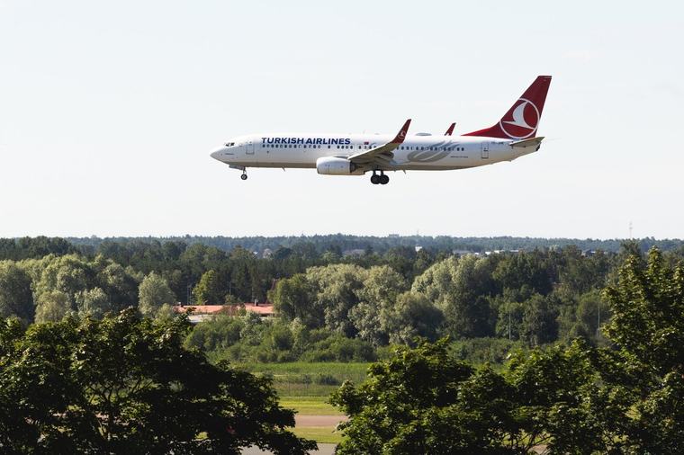 Reisija jäi lennuki ummistunud WC tõttu jätkulennust maha. Turkish Airlines peab maksma talle 600 eurot