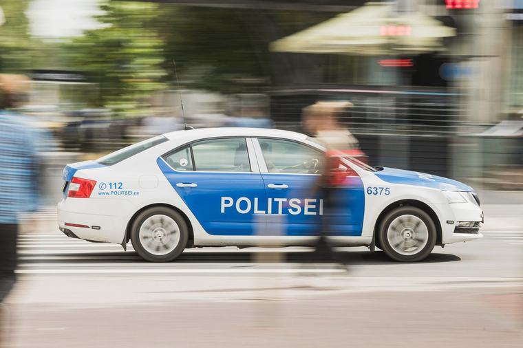 Kohus vahistas Tartus politsei eest põgenenud narkojoobe kahtlusega kihutaja