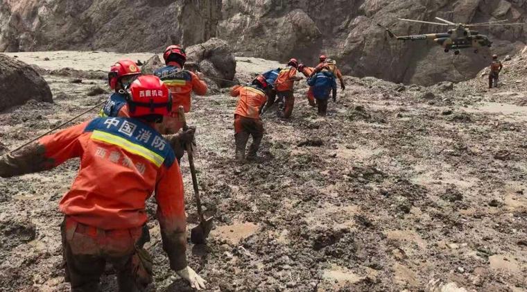 Nepal otsib ligi 3000 kadunut ja valmistub miljarditesse ulatuvateks kuludeks